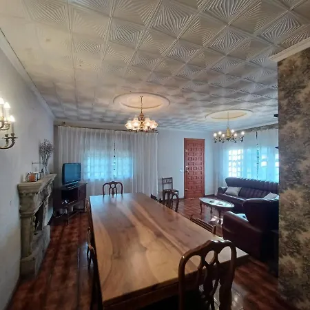Caserio Felix Apartmán *